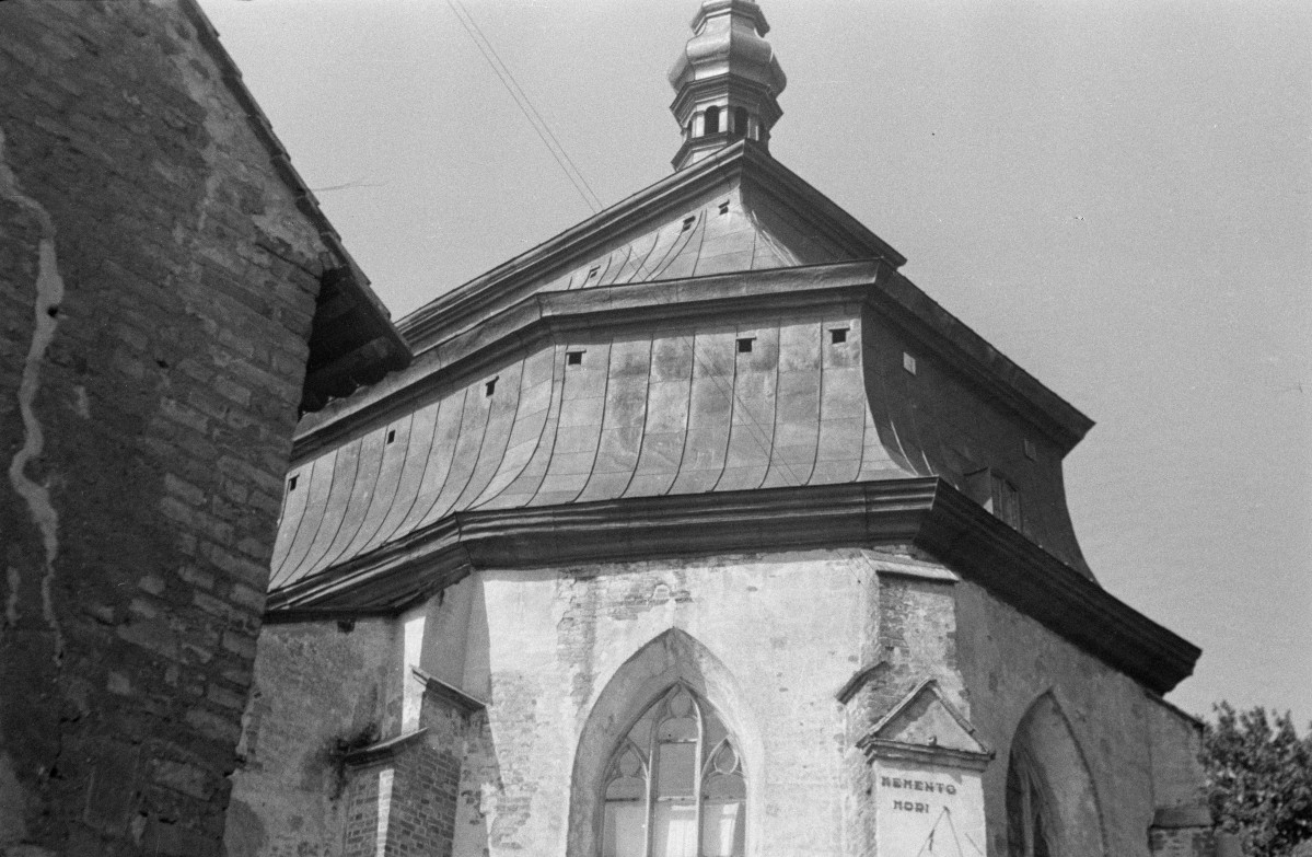 kościół pw. Wniebowzięcia Najświętszej Marii Panny - absyda, skan 1