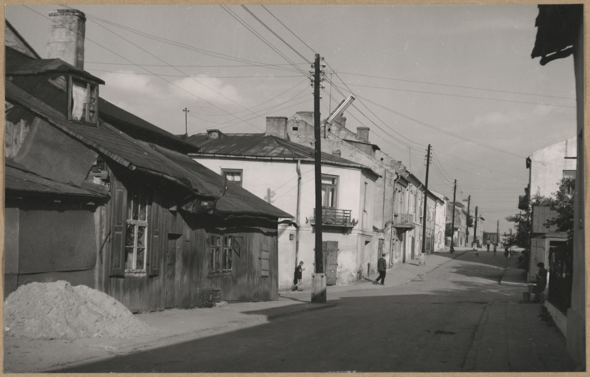 Miasto - widok ogólny ul. Wąskiej

 , skan 1