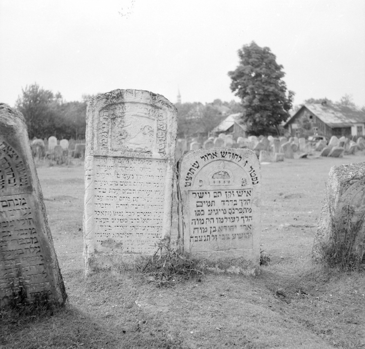 Cmentarz, Kirkut - macewy, skan 1