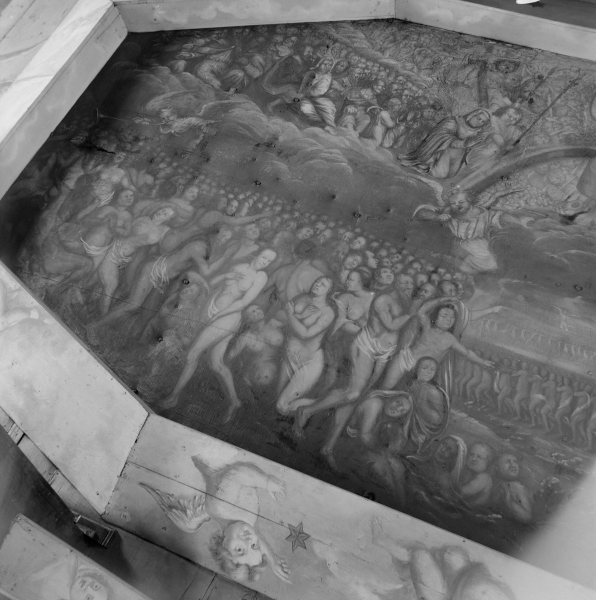 kościół Pokoju im. Trójcy Świętej - wnętrze, polichromia stropu, skan 1