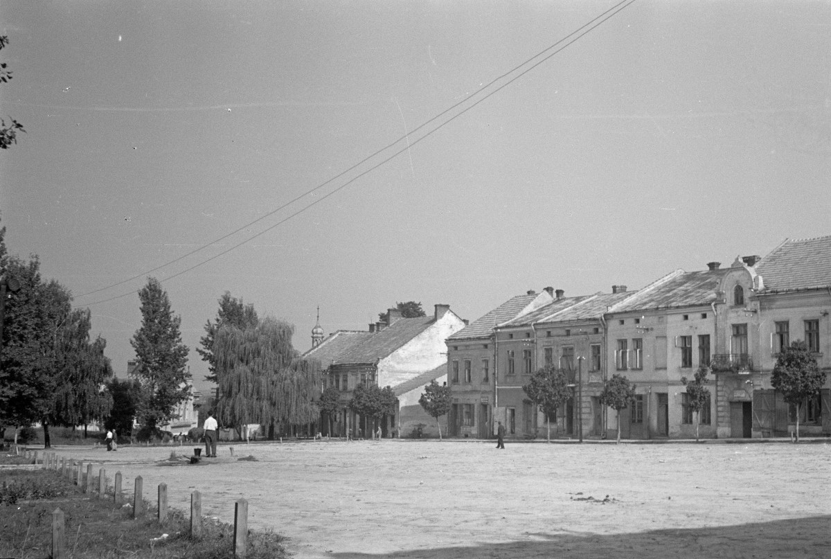 rynek - pierzeja wschodnia, skan 1