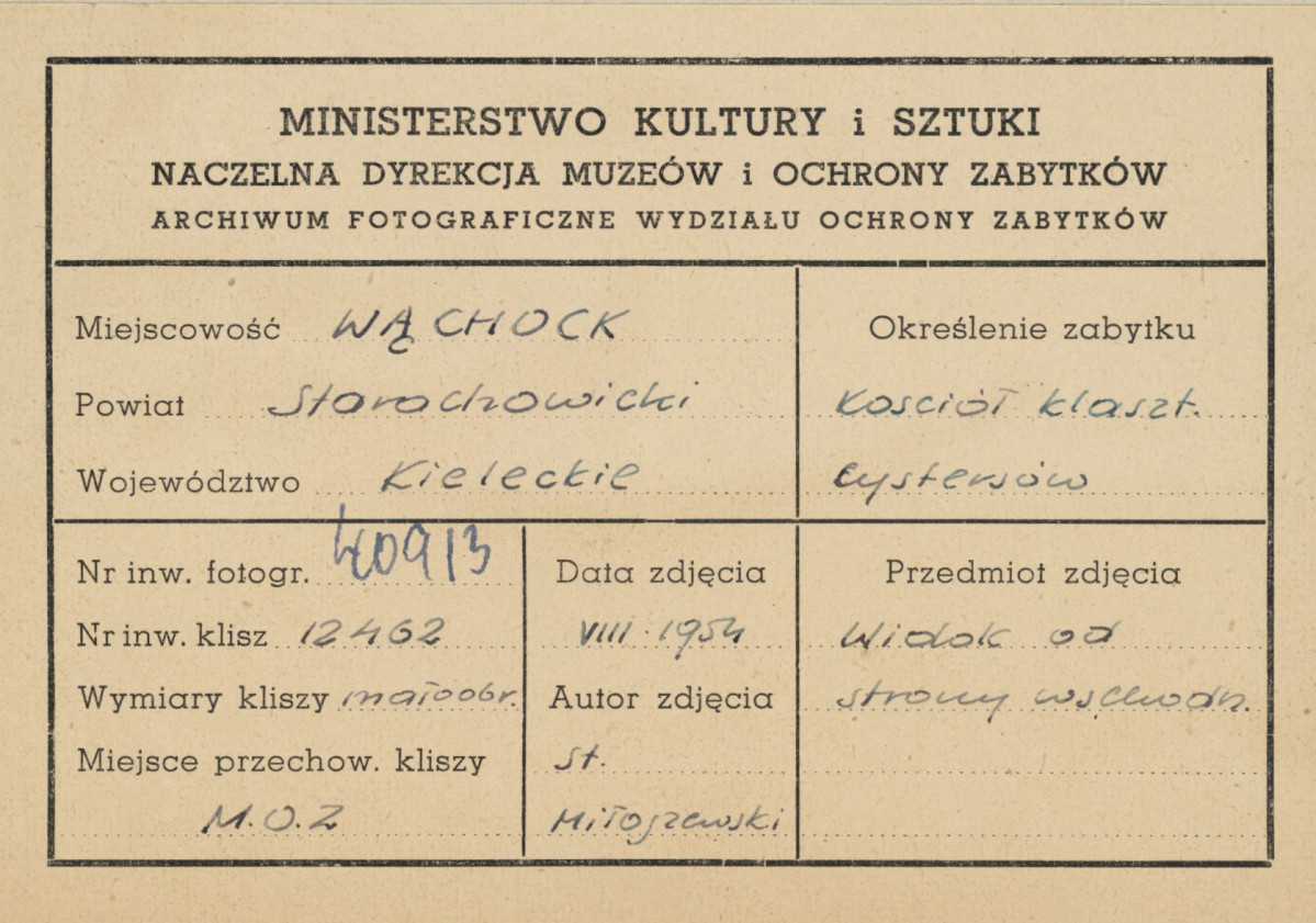 Zespół opactwa Cystersów -  kościół, widok od strony wsch. - metryczka, skan 1