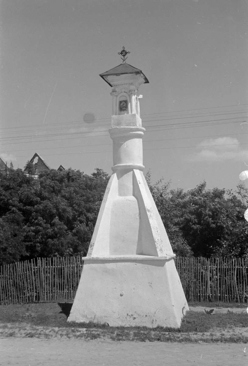 kapliczka - latarnia, skan 1