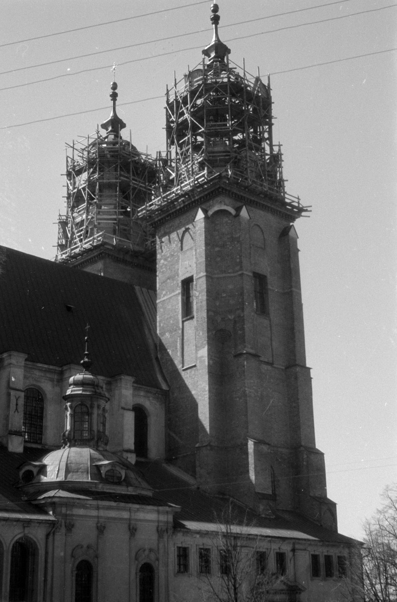 katedra - wieże, skan 1