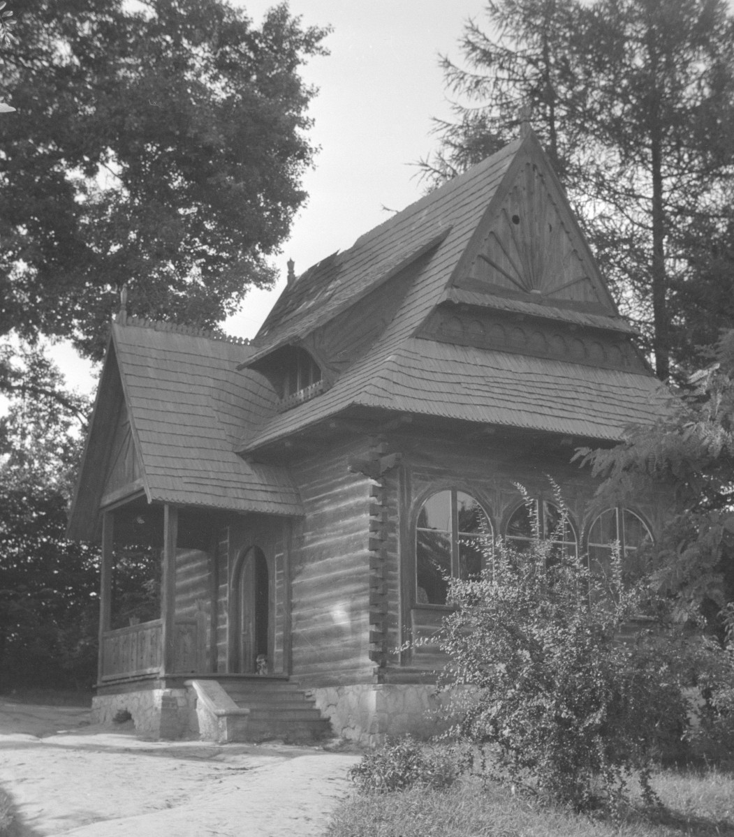 chata Żeromskiego - elewacja, skan 1