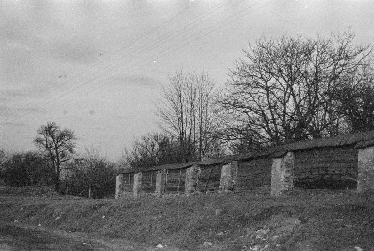 klasztor Bernardynek - mur stary, skan 1