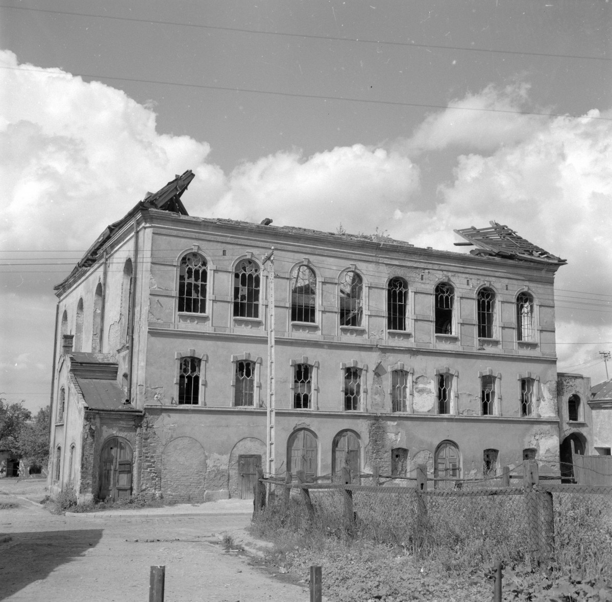 Duża Synagoga - elewacja, skan 1