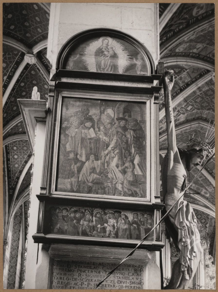 Katedra - wnętrze, widok na obraz na filarze międzynawowym, skan 1