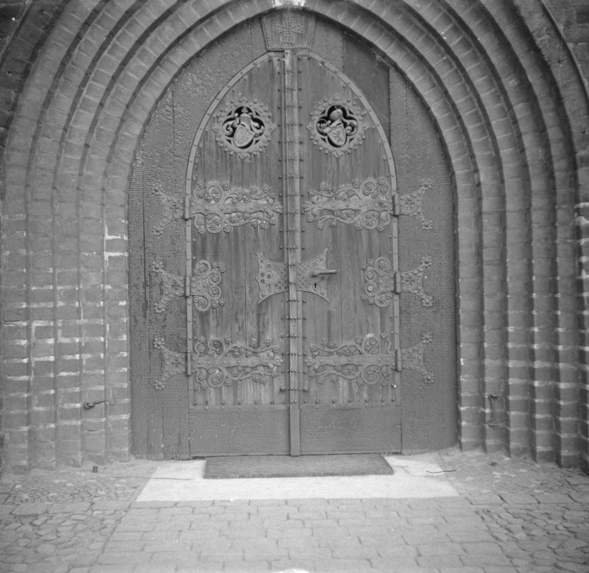 katedra - portal, skan 1