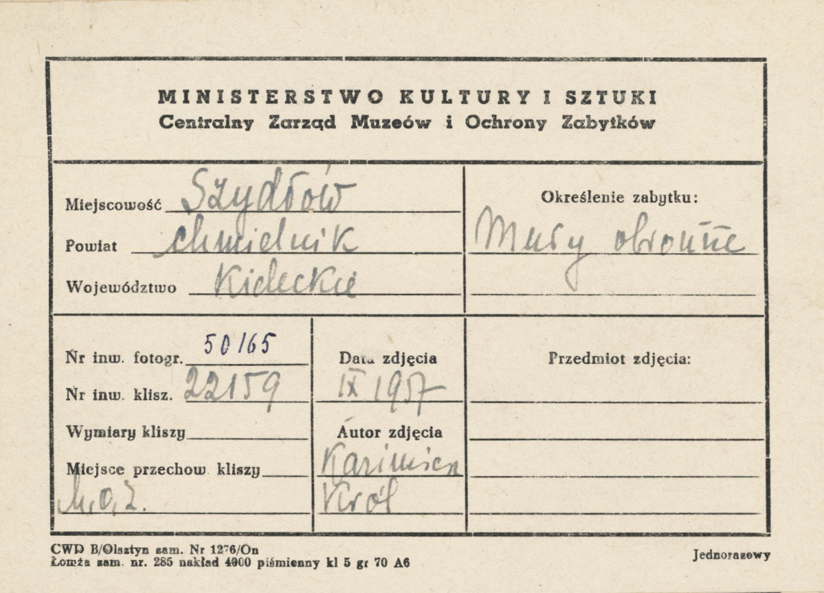 Mury obronne - fragment odcinka płd., widok od strony płd. - zach. - metryczka, skan 1
