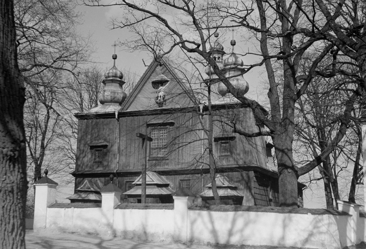 kościół pw. św. Michała Archanioła, - fasada, skan 1