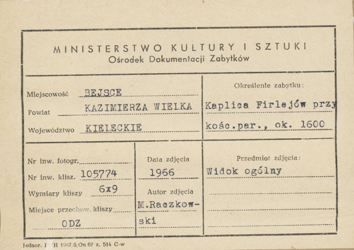 widok zewnętrzny Kaplicy Firlejów - metryczka, skan 1