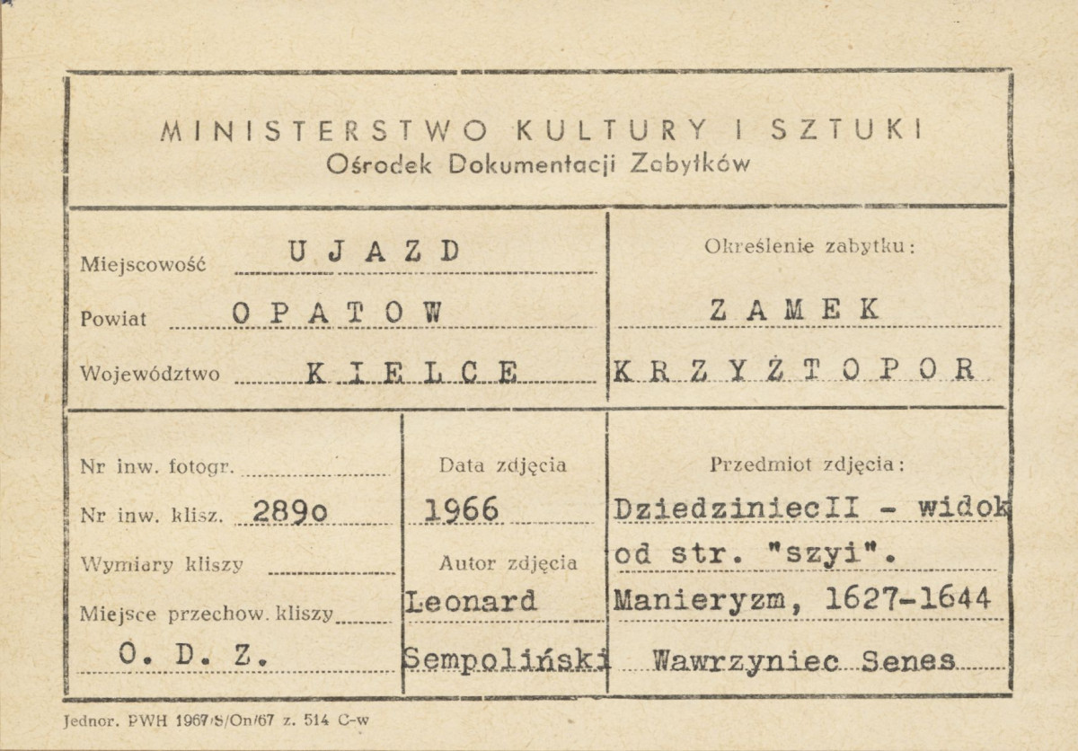 Ruiny zamku  Krzyżtopór  -  korpus główny, widok elewacji wokół dziedzińca owalnego - metryczka, skan 1