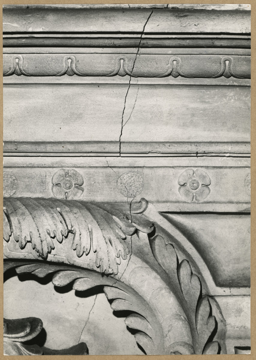 Kaplica Firlejów - nagrobek Firlejów - fragment dekoracji, skan 1