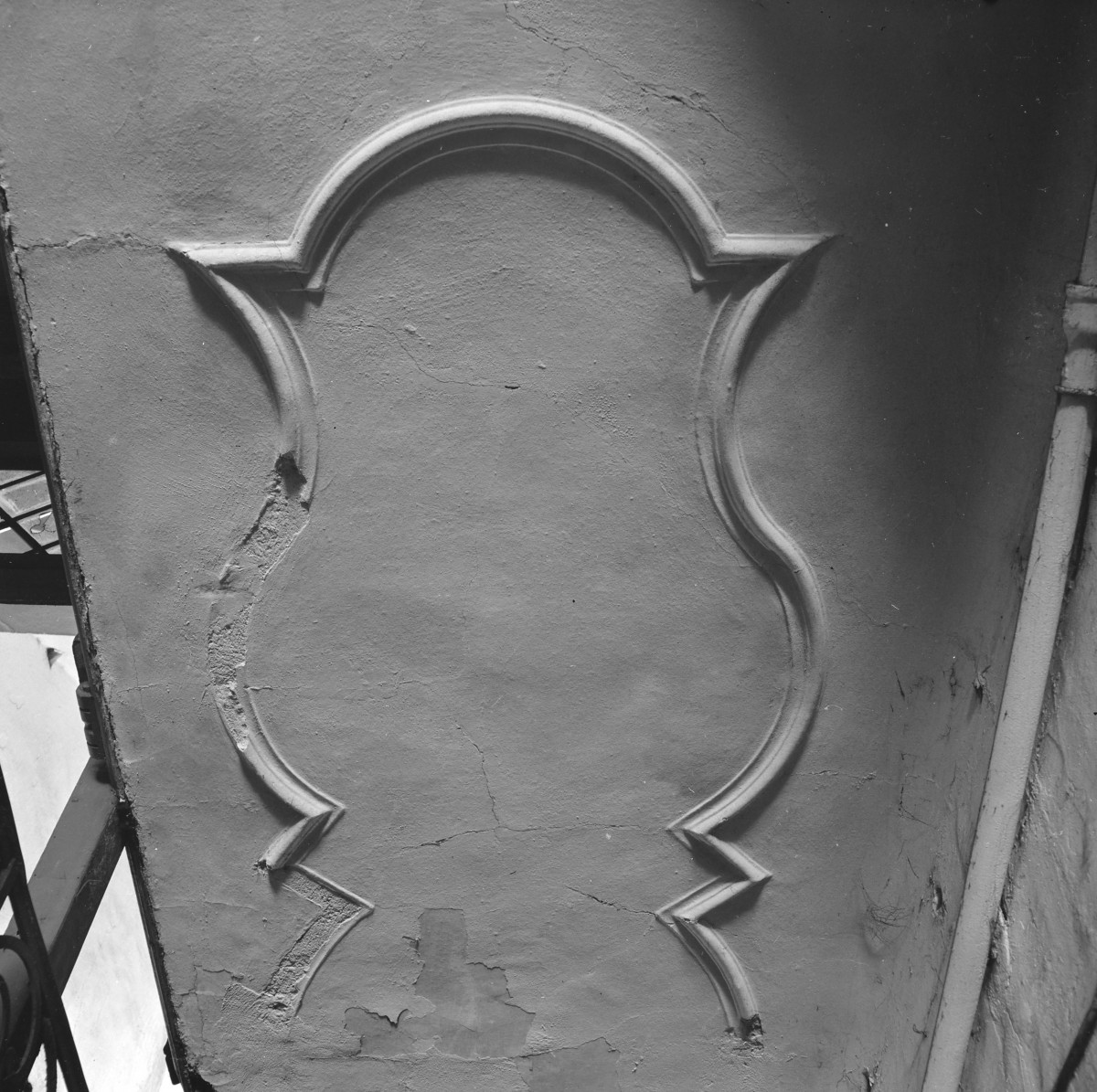 rynek miasta - kamienica - wnętrze - parter - fragment sklepienia, skan 1