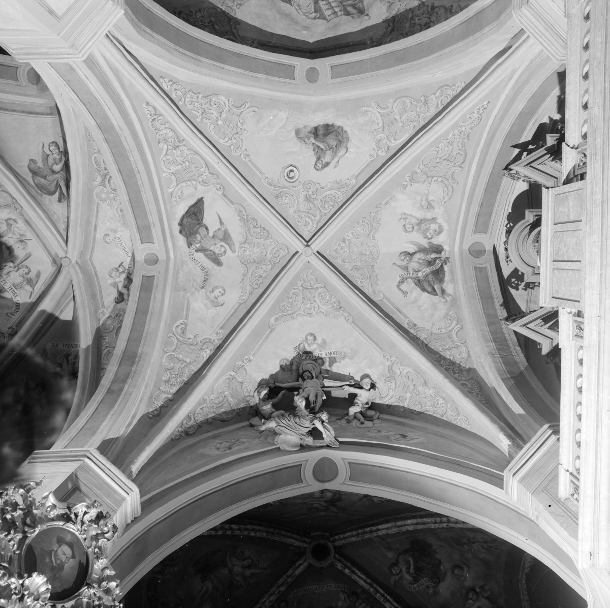 klasztor ss. Mniszek Benedyktynek - kościół pw. Najświętszej Maryi Panny i św. Wojciecha - wnętrze - nawa główna - polichromia sklepienia wschodniego, skan 1