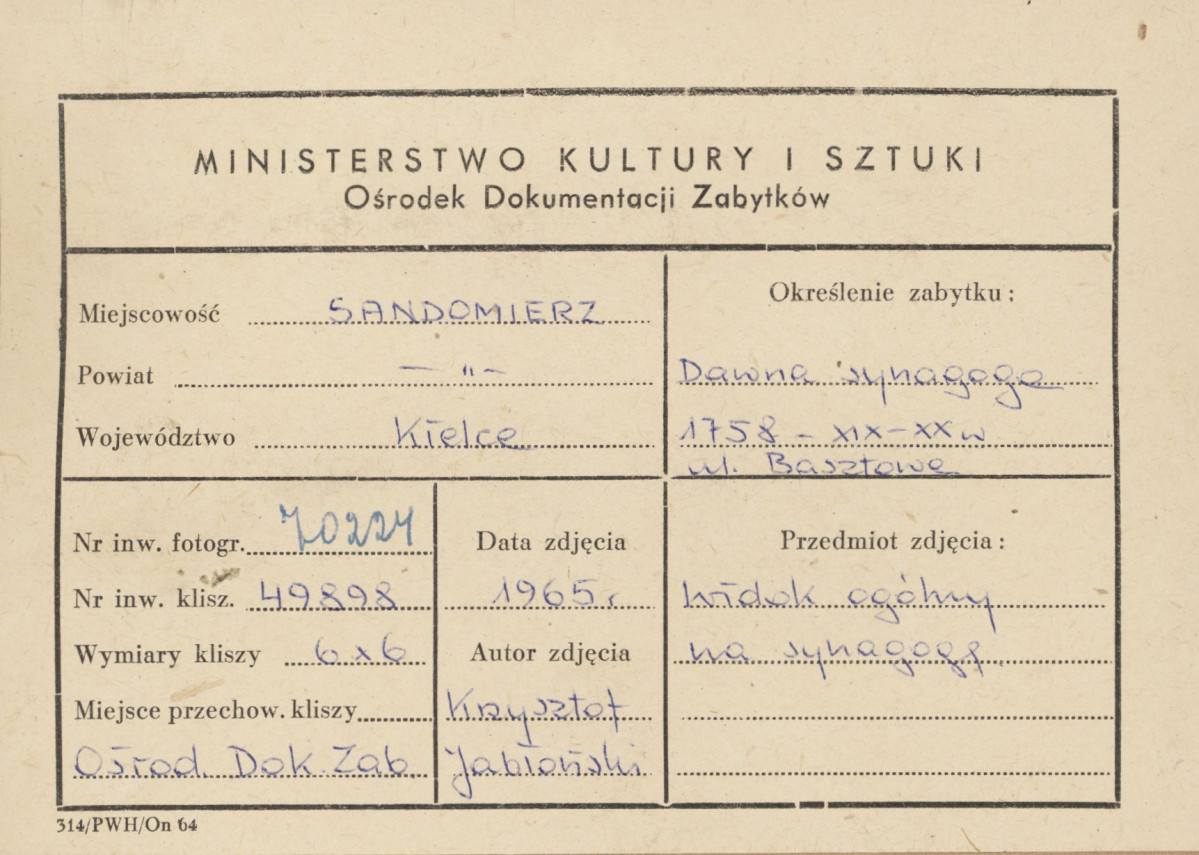 Synagoga - widok ogólny od strony płd. - metryczka, skan 1