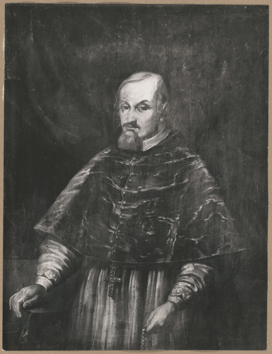 Pałac biskupów - wnętrze, d. sala jadalna, ściana północna, fryz - polichromia, portret bpa Piotra Gembickiego, skan 1