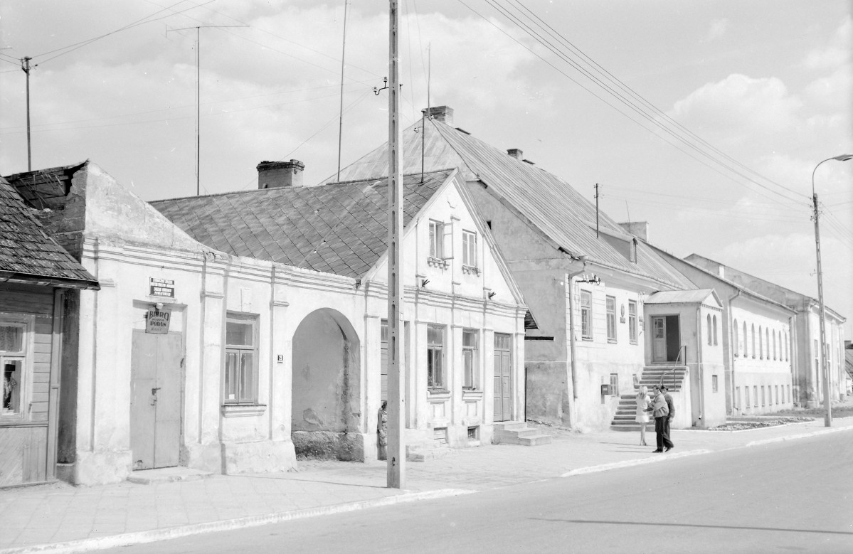 dom - elewacja frontowa, skan 1