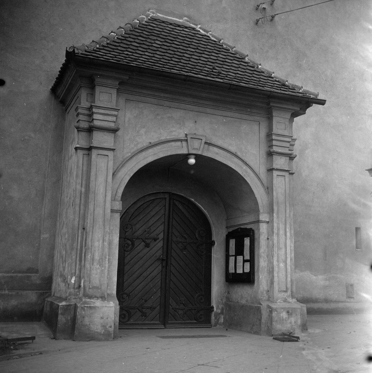 zespół klasztorny norbertanek - kruchta, skan 1