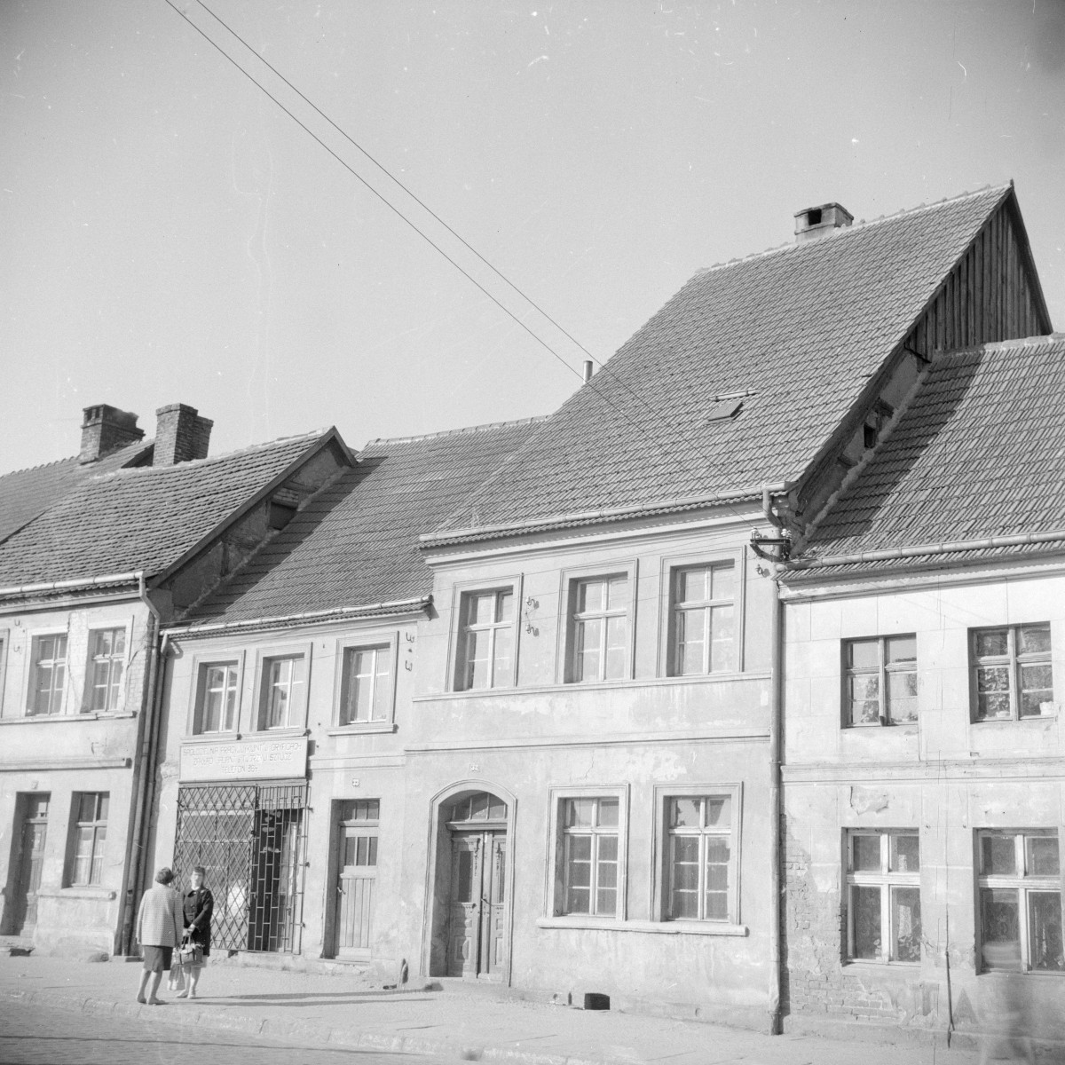 kamienica - elewacja frontowa, skan 1