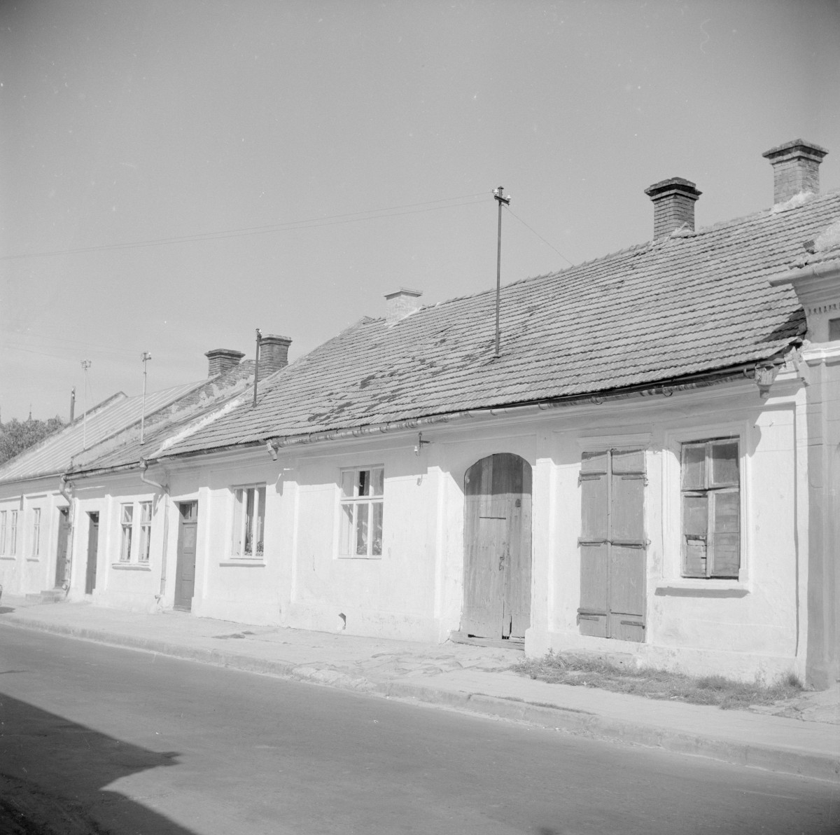 domy - elewacje frontowe, pilastry, skan 1