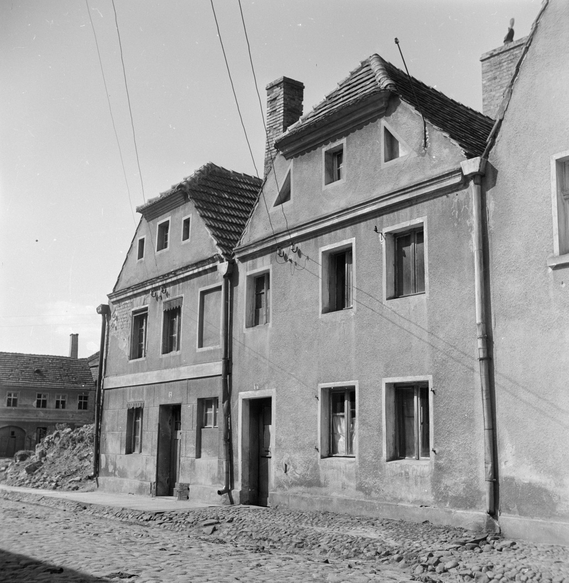 kamienice - elewacje frontowe, skan 1