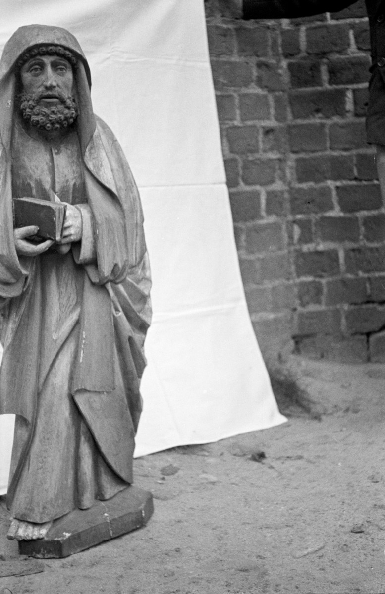kościół katedralny pw. Niepokalanego Poczęcia Najświętszej Marii Panny - figura, skan 1