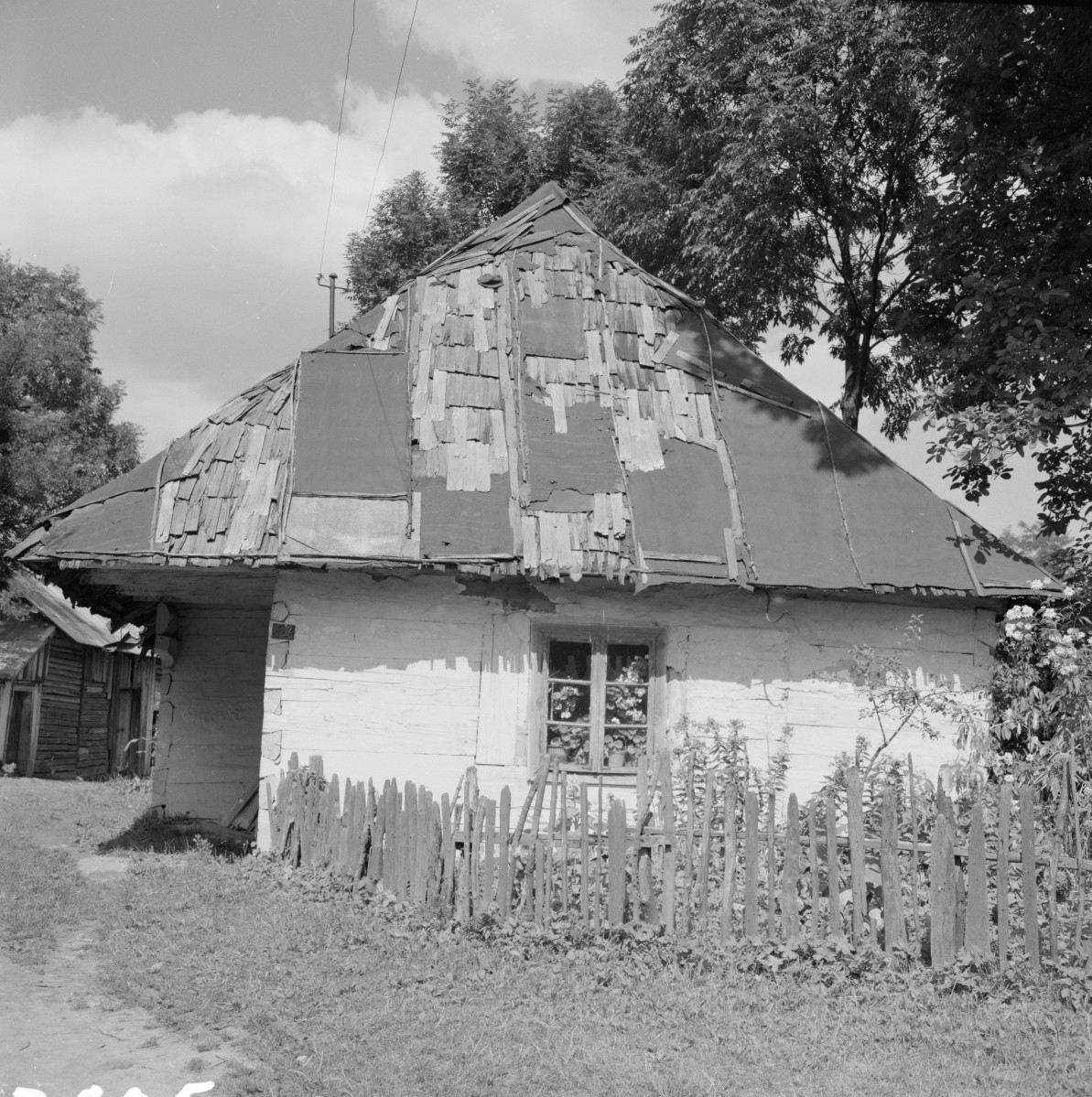 chałupa - elewacja wschodnia, skan 1