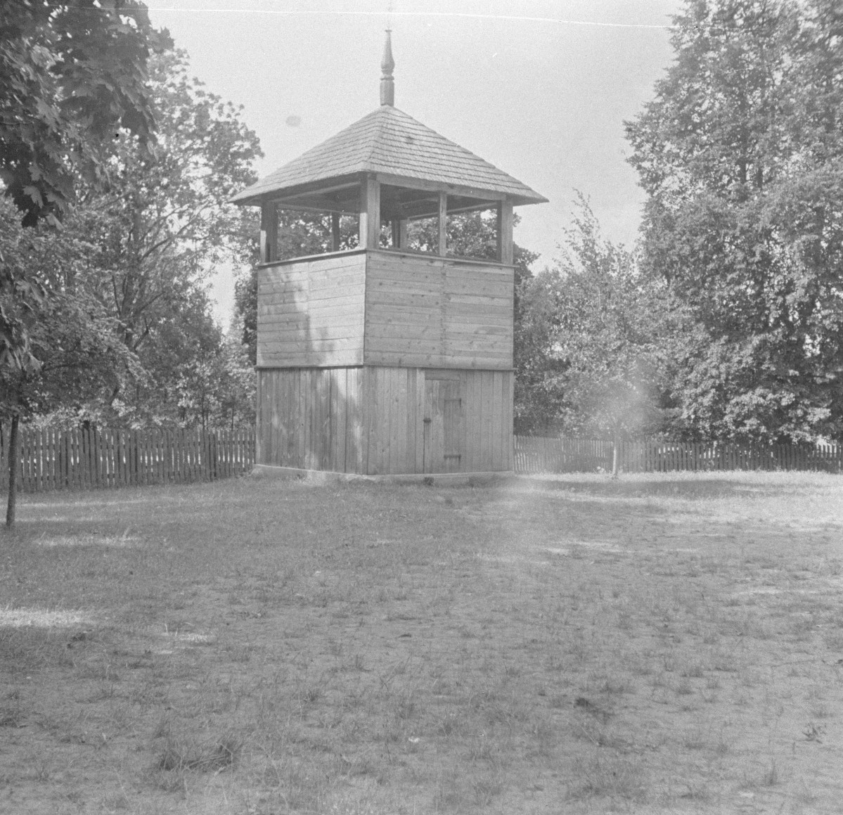 dzwonnica - elewacja, skan 1
