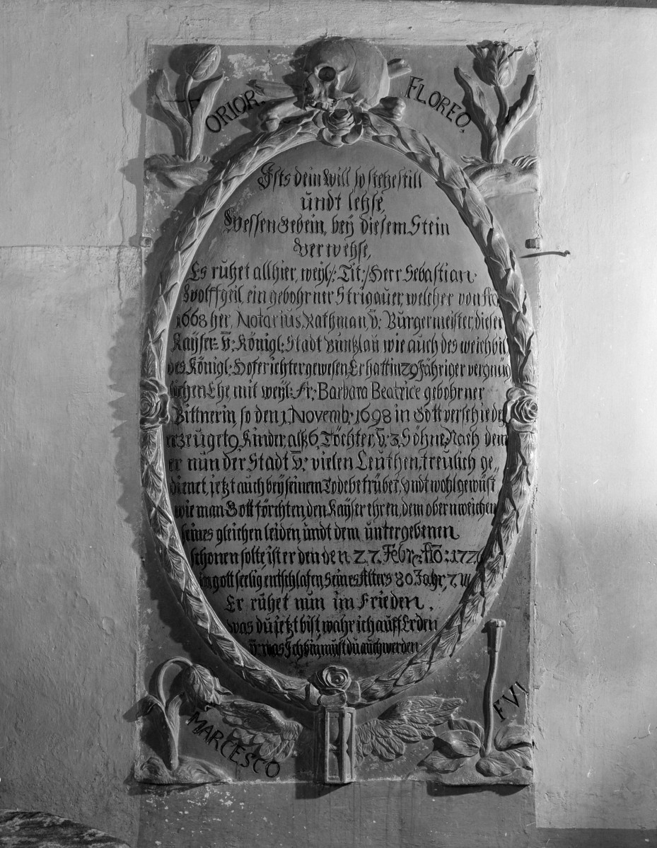 Kościół parafialny pw. Wniebowzięcia NMP i św. Mikołaja - epitafium Chrystiana Fr. Bintrogel z ok. 1724 roku, skan 1