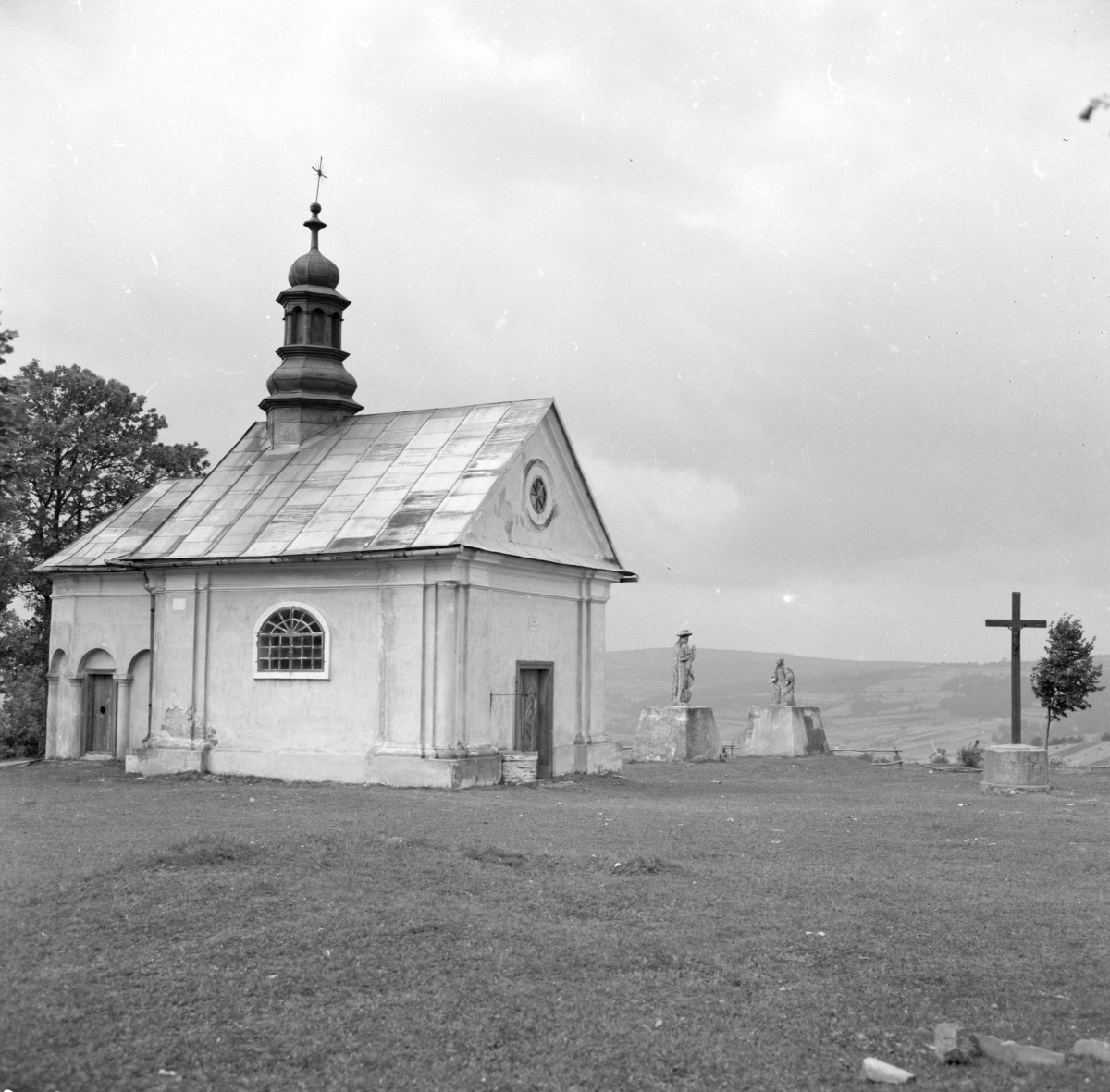 kaplica Kalwarii "Grób Pana Jezusa" - elewacja południowo-zachodnia, skan 1