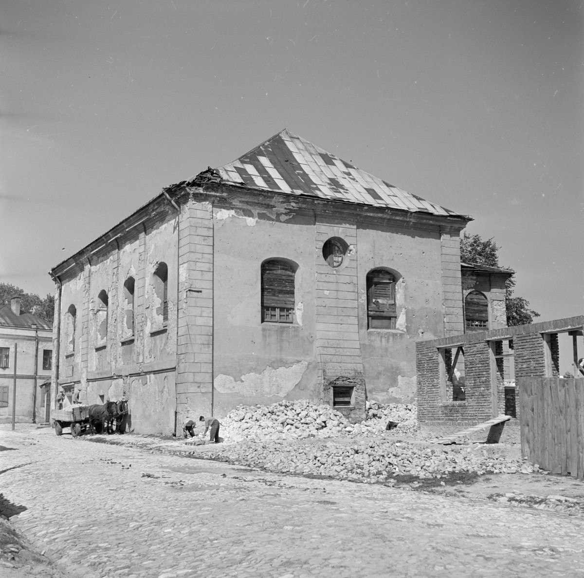 synagoga - elewacja południowo-wschodnia, skan 1