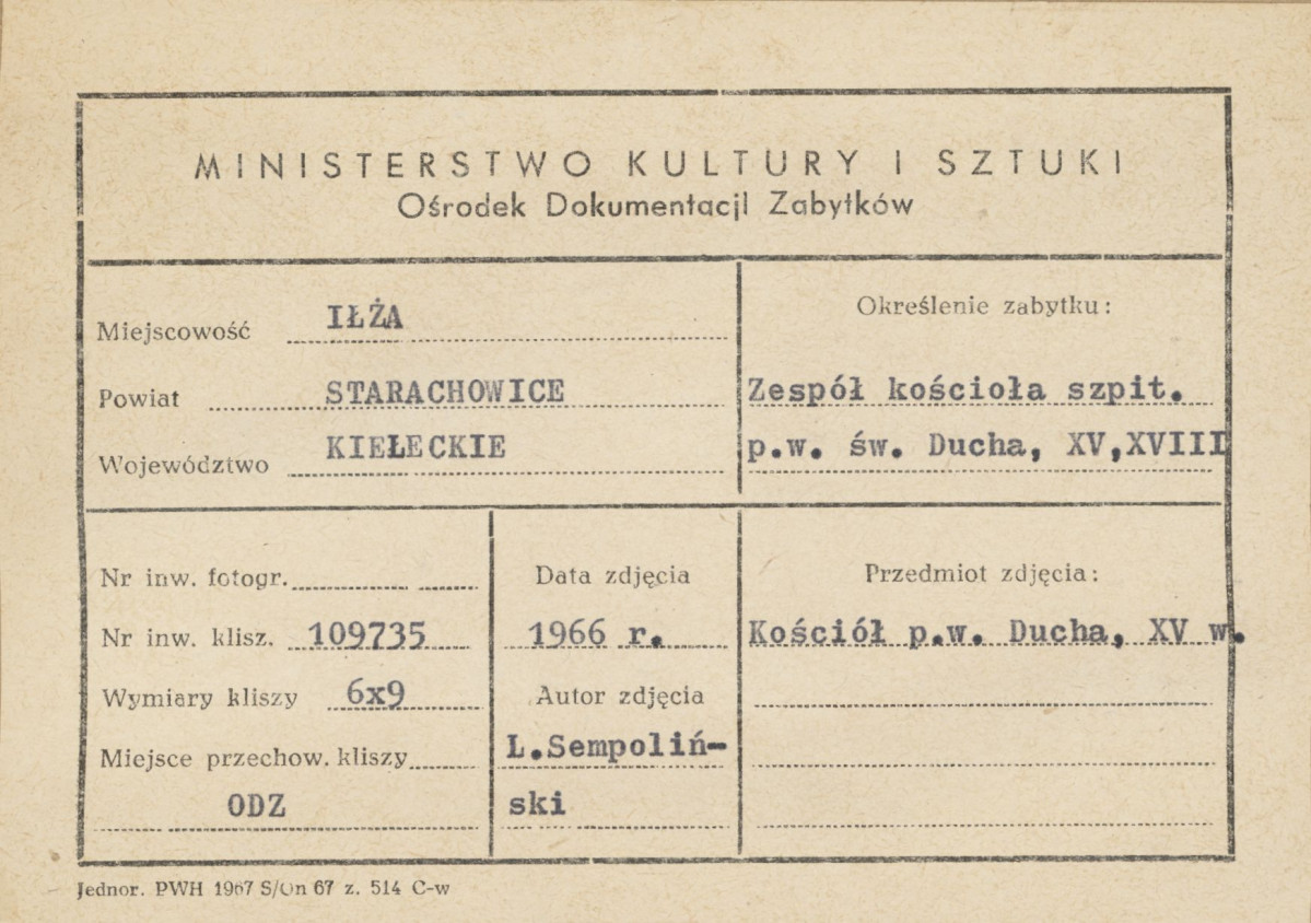 Kościół św. Ducha - widok ogólny na elewację boczną i częśc tylnej - metryczka, skan 1