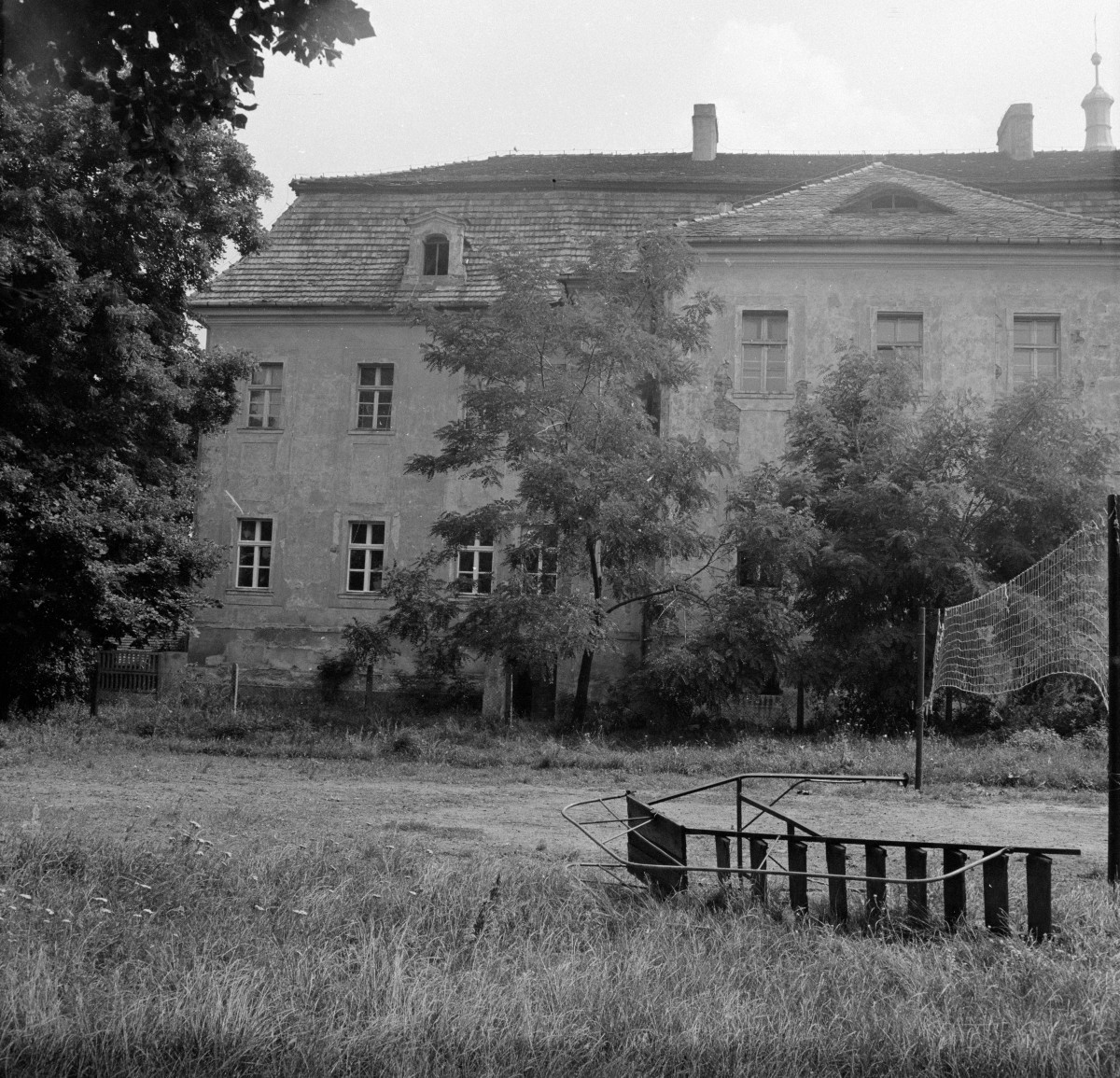 pałac, 1. połowa XVIII w. - elewacja ogrodowa, skan 1