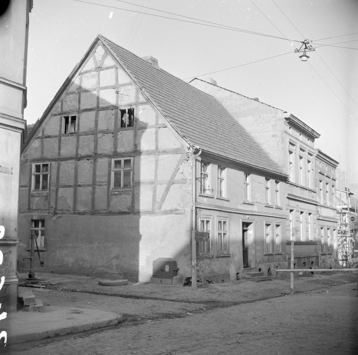 dom - elewacja szachulcowa, skan 1