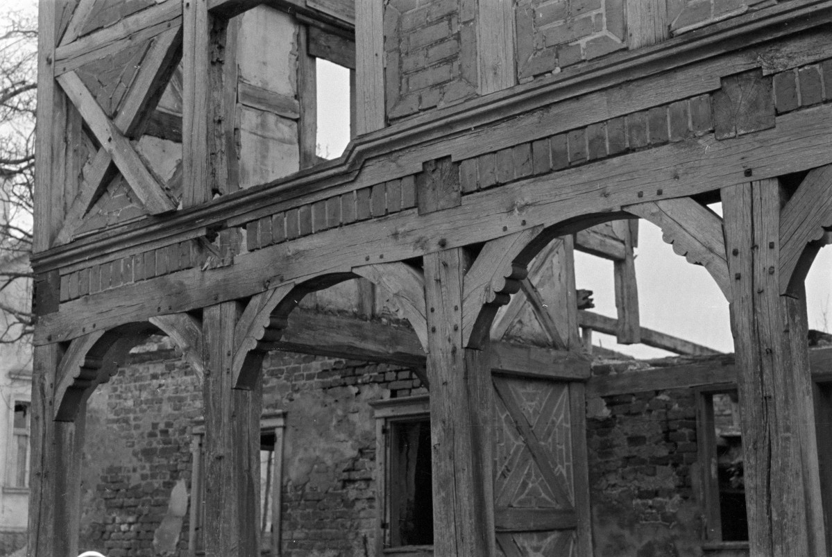 dom podcieniowy 2, skan 1