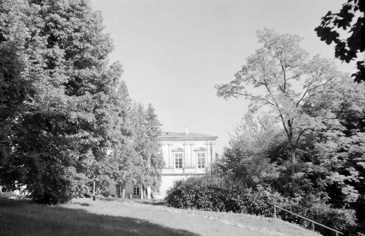 pałac Czartoryskich - korpus główny - fragment od południowego - zachodu, skan 1