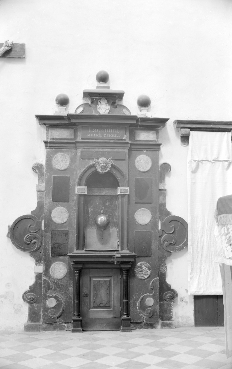 archikatedra pw. Świętej Trójcy, Gdańsk-Oliwa - zespół pocystersko-katedralny - wnętrze: lawaterz, skan 1