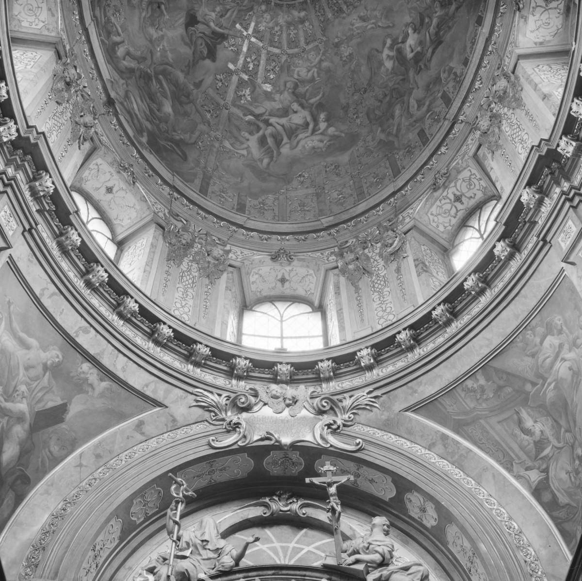 katedra pw. św. Jana Chrzciciela - fragment sklepienia w kaplicy Bożego Ciała, skan 1