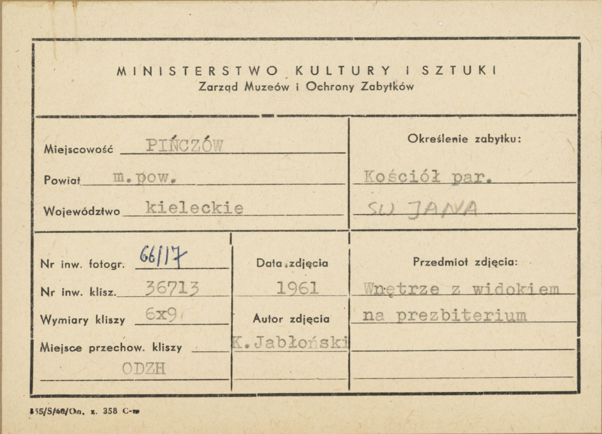 Kościół parafialny - wnętrze,  widok na nawę główną w kierunku prezbiterium - metryczka, skan 1