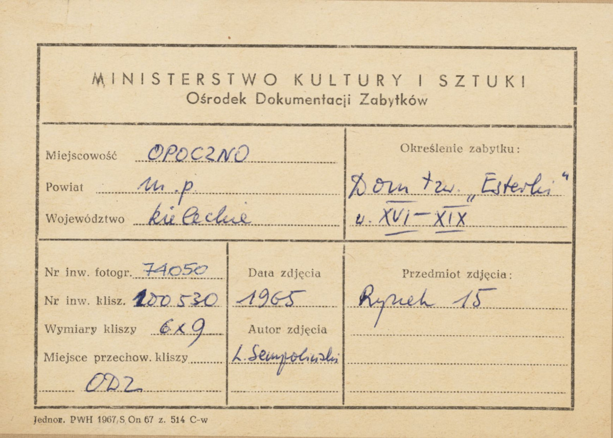 Miasto - widok ogólny tzw. ,, Domu Esterki " - metryczka

 , skan 1