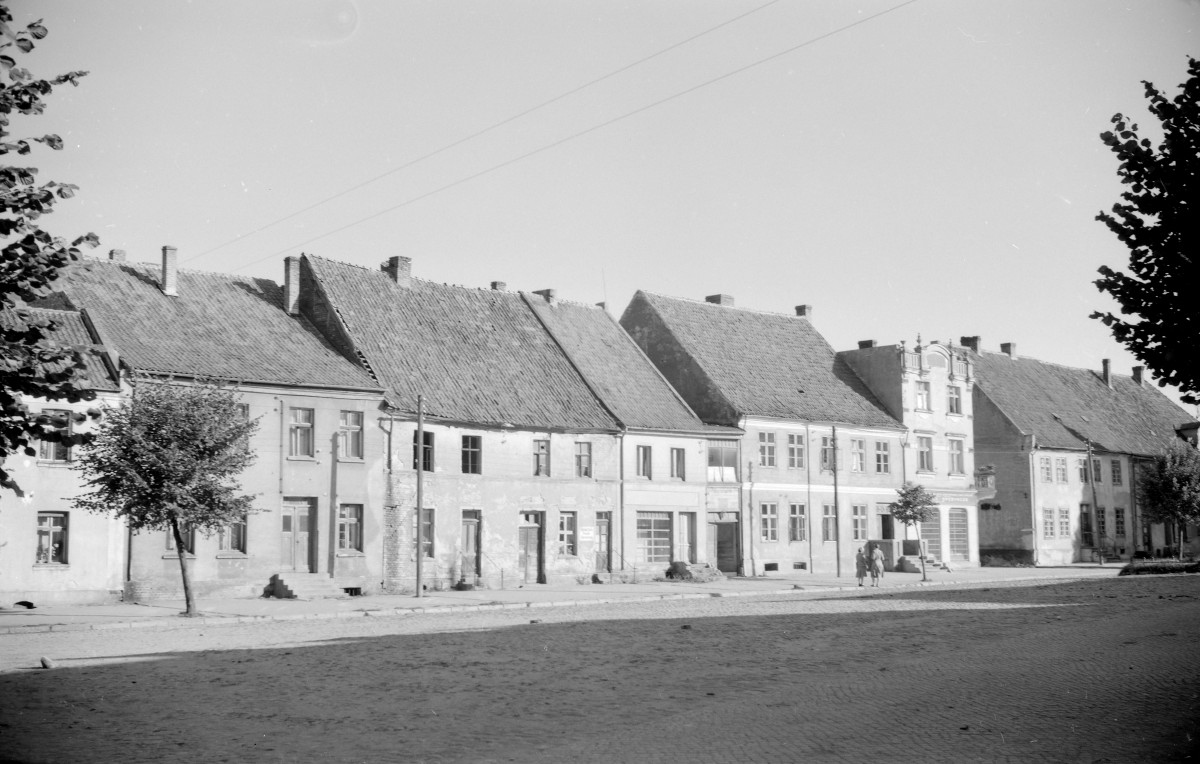 Rynek - pierzeja, skan 1