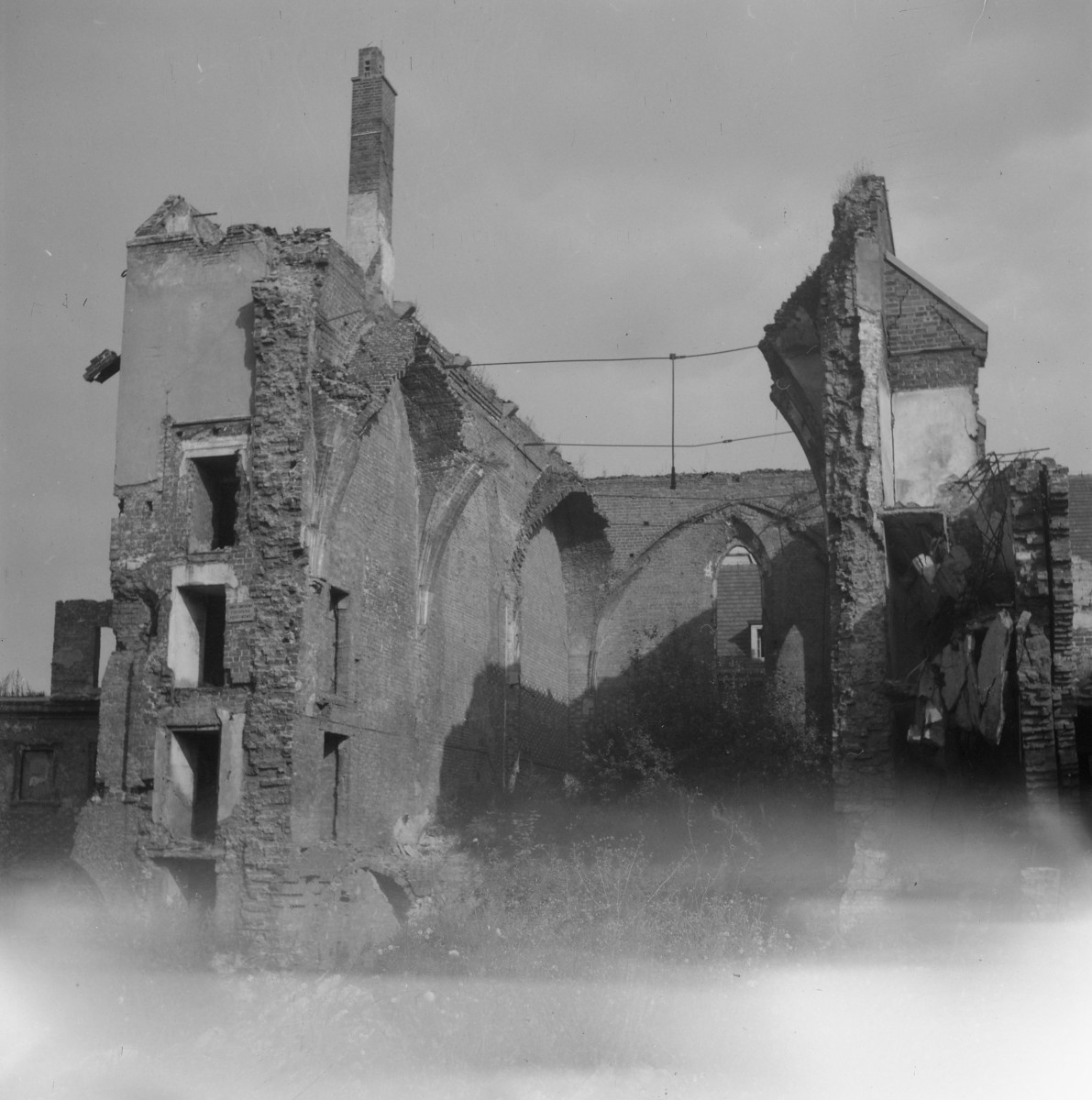 Kościół św. Katarzyny w zespole klasztornym dominikanek. Ruiny., skan 1