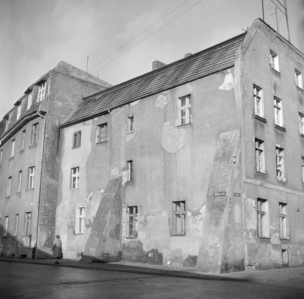 kamienica - elewacja, skan 1