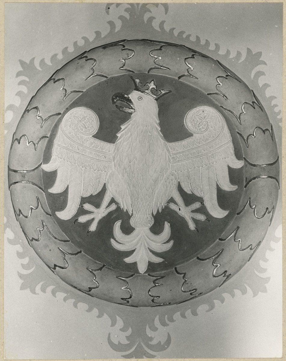 Ratusz - wnętrze, fragment dekoracji stropu na parterze, skan 1