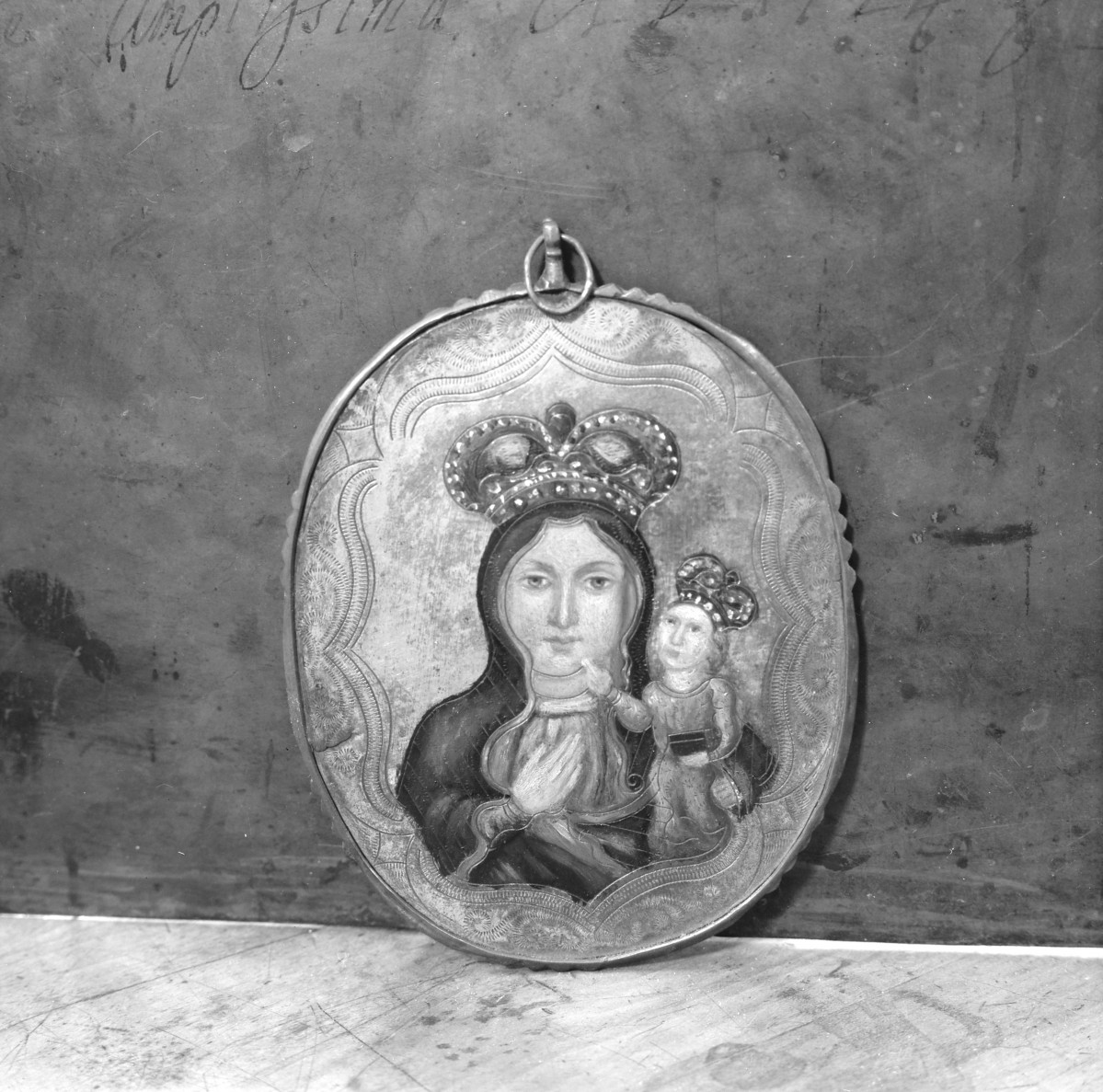 klasztor ss. Mniszek Benedyktynek - zbiory - szkaplerz - rewers z XVIII w., skan 1