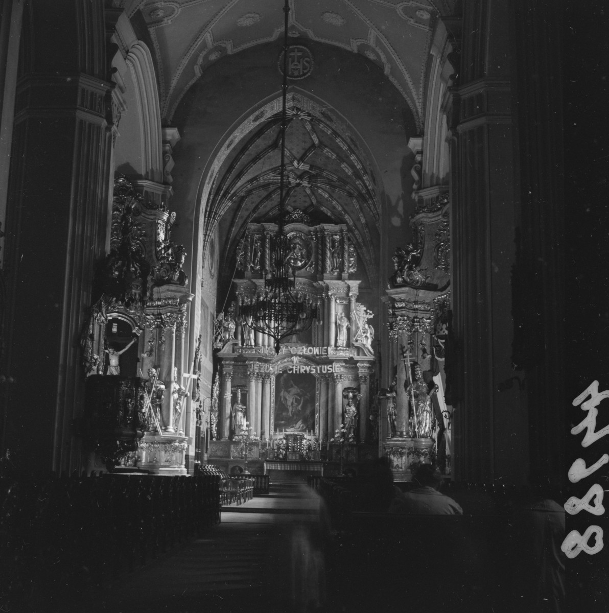 katedra św. Mikołaja Biskupa - ołtarz główny, skan 1