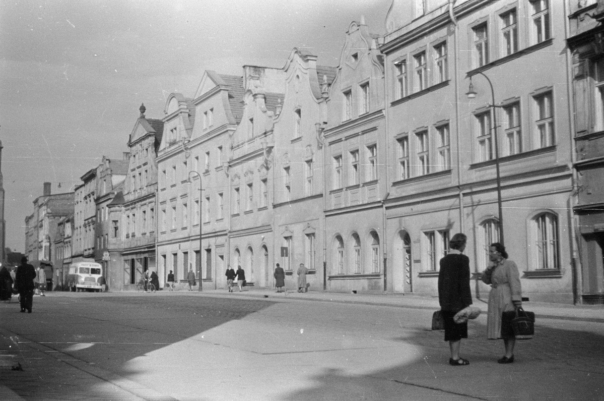 rynek - pierzeja zachodnia, skan 1