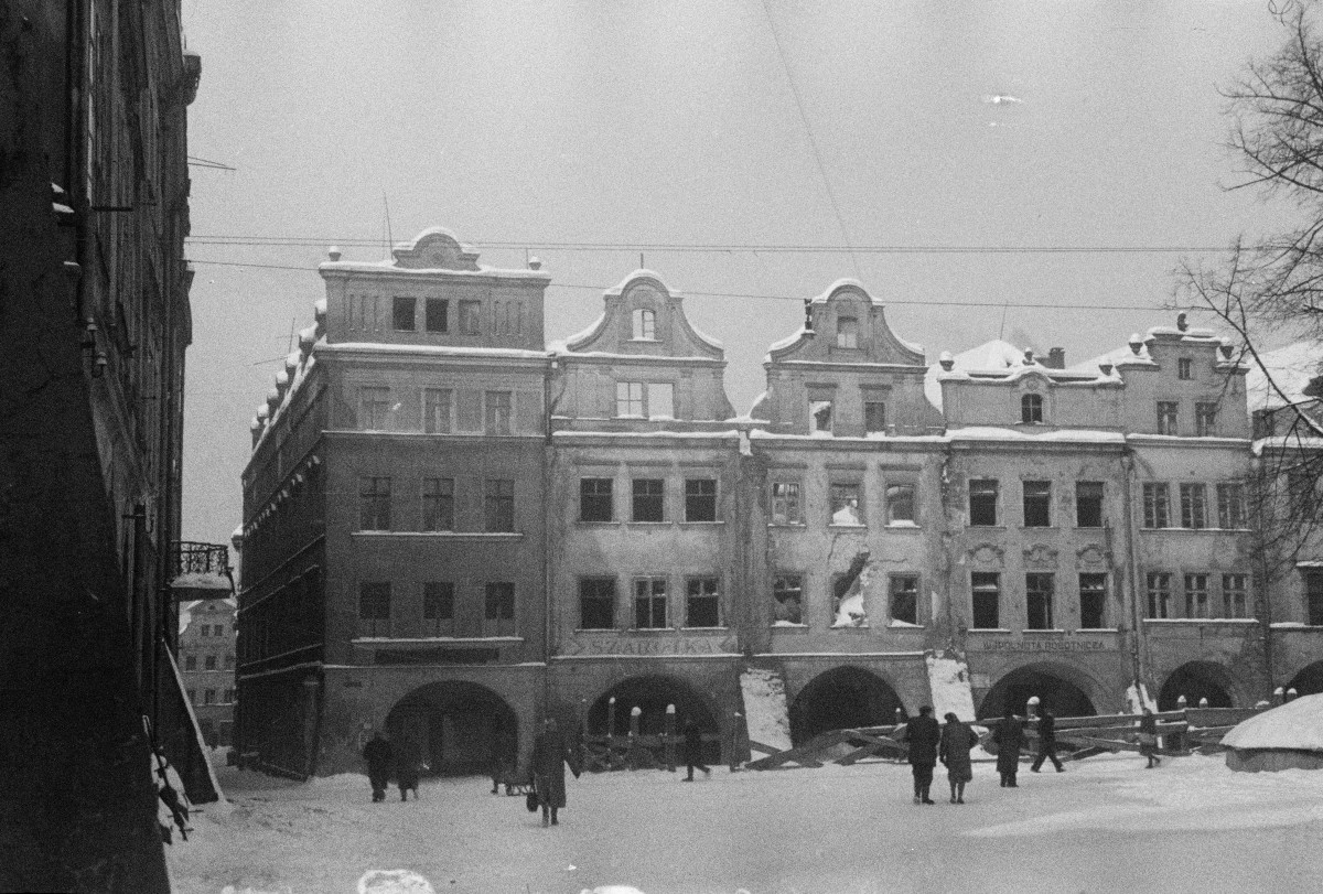 rynek - pierzeja zachodnia, skan 1